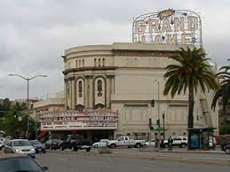 Before an evening flick, dine at one of the many nearby restaurants. Grand Lake Theatre Wikipedia