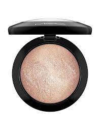 m a c mineralize skinfinish soft and gentle 10 g