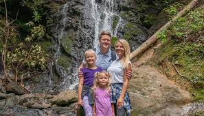 waterfall hikes in the smoky mountains