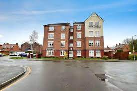 2 bed flats to in tamworth