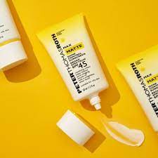 The fact that it comes with a conical (pointed) end, unlike most of the other lip balms, makes me love it even more. Max Matte Shine Control Sunscreen Broad Spectrum Spf 45 Peter Thomas Roth Sephora