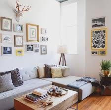 Dekore ettiğiniz mekan için zeminde ve duvarda kullanacağınız renk tonlarına uygun mobilya seçimleri yapmalısınız. Orneklerle Salon Dekorasyon Fikirleri Dekoloji Ev Dekorasyon Fikirleri Blogu