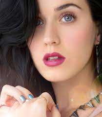 make under katy perry lightens up with