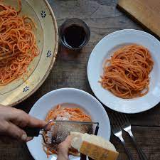 Find italian meat sauce, vegetarian sauce, cream sauces, and more. How To Cook Pasta And Tomato Sauce By Rachel Roddy Food The Guardian