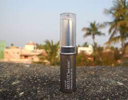 lakme absolute white intense concealer