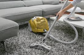 how to vacuum a rug