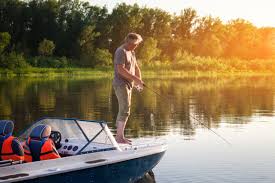 There are a few factors you need to consider before purchasing one. How To Choose A Deck Boat Trolling Motor Plus 3 Solid Models Betterboat Boating Blog