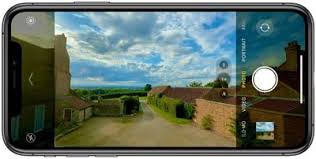 How to set up photo capture outside of the frame. How To Use The New Camera Lenses On Iphone 11 And Iphone 11 Pro Macrumors