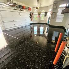 light flake epoxy garage floor in