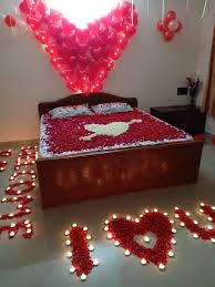 room decoration for married couple off
