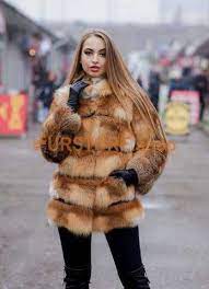 Female Fox Fur Coat With Transverse