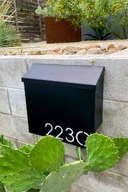 Painted Exposition Modern Mailbox Black