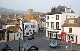 It has easy access to the sea for swimming and eateries in touching distance whilst you enjoy those summer rays. Cobb Gate The Square Lyme Regis Apparently A Replica Of The Rock Point Inn Has Been Built In A Chinese Theme Park Lyme Regis Dorset Lyme