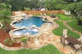 Beautiful Pool Spa With Large Deck And