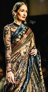 Elegance In Every Step Ritu Kumar Saree Happyshappy