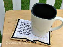 the hoop book mug rug embroidery design
