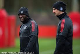Romelu lukaku recalls a pivotal clash with fellow striker zlatan ibrahimovic at the aon training romelu lukaku has revealed how a 50/50 challenge with zlatan ibrahimovic in training taught him the big man was an instant hit during his first season in mls, beginning with a bang by scoring twice. Zlatan Ibrahimovic Is Not Expected To Be Charged For Racist Abuse Of Romelu Lukaku Aktuelle Boulevard Nachrichten Und Fotogalerien Zu Stars Sternchen