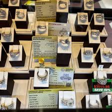 the best 10 jewelry near harry reid