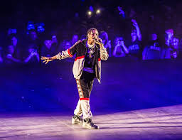 Drake Powers On Without Migos Christens Reopened Tacoma