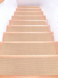 escada em carpete de bullnose fita