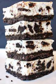 cookies and cream cheesecake bars