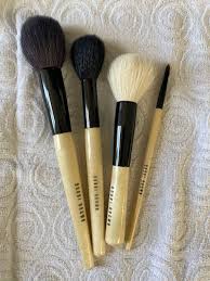 bobbi brown makeup brushes in