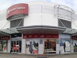 Mall gabrovo is situated nearby to кв. Shops