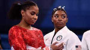 Jul 25, 2021 · last modified on sun 25 jul 2021 11.22 edt as simone biles walked off the podium following her opening floor routine of her tokyo olympics, she laughed bitterly to herself. Xslbey9rhlwsdm