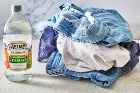 how to use vinegar in laundry