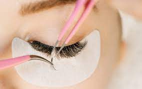 top 10 eyelash extensions in dubai