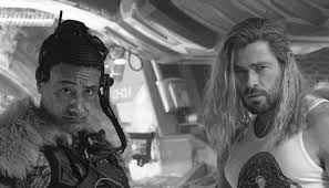 New zealand taika waititi who wrote and directed 2017's thor:ragnarok is joining the asgardian's next adventure. Chris Hemsworth Looks Massive In Thor 4 Wrap Photo Geekfeed