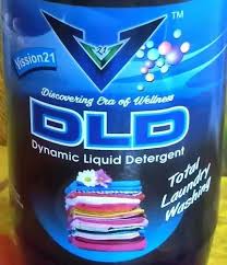 dynamic liquid detergent packaging