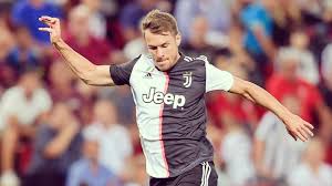 Juventus reached the last 16 of the champions league with two games to spare thanks to douglas costa's superb goal, but as so often is the case, all the talk centered on cristiano ronaldo's performance. Serie A News Juventus Debut A Very Proud Moment For Aaron Ramsey Goal Com