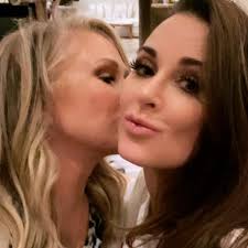 Kyle, like her sister kim, began acting at a very young age. Kyle Richards Umansky Kylerichards18 Instagram Photos And Videos