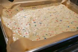 Last updated may 23, 2021. Homemade Moist Funfetti Quarter Sheet Cake Dulcet Scintilla