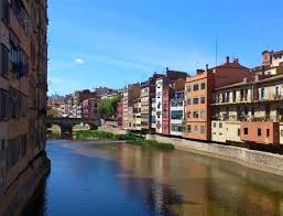 Reise von girona (spanien) nach barcelona (spanien) mit dem zug (86km): Tickets Karten Und Touren In Kathedrale Von Girona Girona