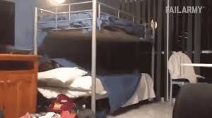 Bunkbed Failarmy Bed Collapse
