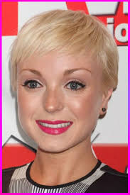 We've rounded up photos of the best pixie cuts on our favorite celebs that are so good, you'll need 65 pixie cuts for every kind of hair texture. Cuttest Short Pixie Haircuts And Styles For Round Face In 2020 Round Face Haircuts Short Hair Styles For Round Faces Pixie Haircut