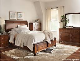 Offering home office furniture, dining room furniture, and bedroom furniture (including quality mattresses). Bedroom Sets Art Van Chatham Bedroom Set