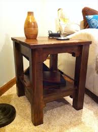 Diy Pallet Wood Side Table