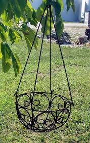 13 Diameter Curly Metal Hanging Basket