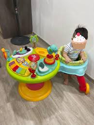 baby 6m lightweight activity table