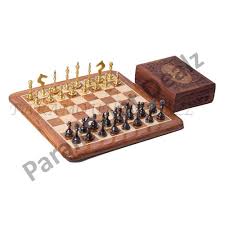 br chess board and chess coins box