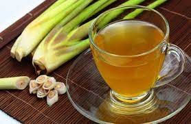 Membuat minuman jahe, sereh, madu, dan jeruk nipis untuk menjaga stamina tubuh. Cara Membuat Wedang Serai Jeruk Nipis Yang Berkhasiat Untuk Kesehatan Dan Kecantikan Merdeka Com