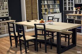 wooden tables to brighten your dining room