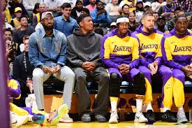 LeBron James 'forces' son Bronny to sit on floor to take up seat on LA Lakers bench as fans all say same thing