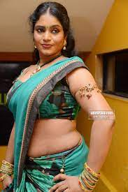 Jayavani navel