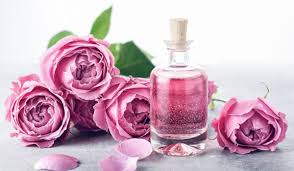 use rose water in your beauty routine