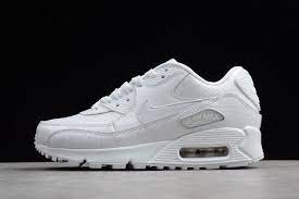 Eng & fr)check out my air max 90 essential all white review and on feet video.the am90 is one of my favorite nike silhouettes and. Womens Nike Air Max 90 Essential Triple White Gov 2021