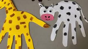 Make this incredible giraffe craft using recyled products. Dartmouth Public Library Giraffe Hand Print Animal Craft Facebook